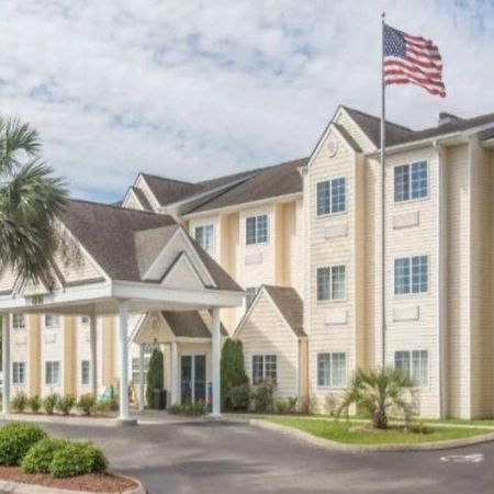Microtel Inn & Suites By Wyndham Carolina Beach Kültér fotó