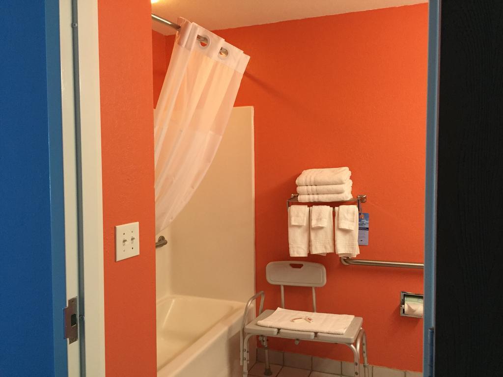 Microtel Inn & Suites By Wyndham Carolina Beach Kültér fotó