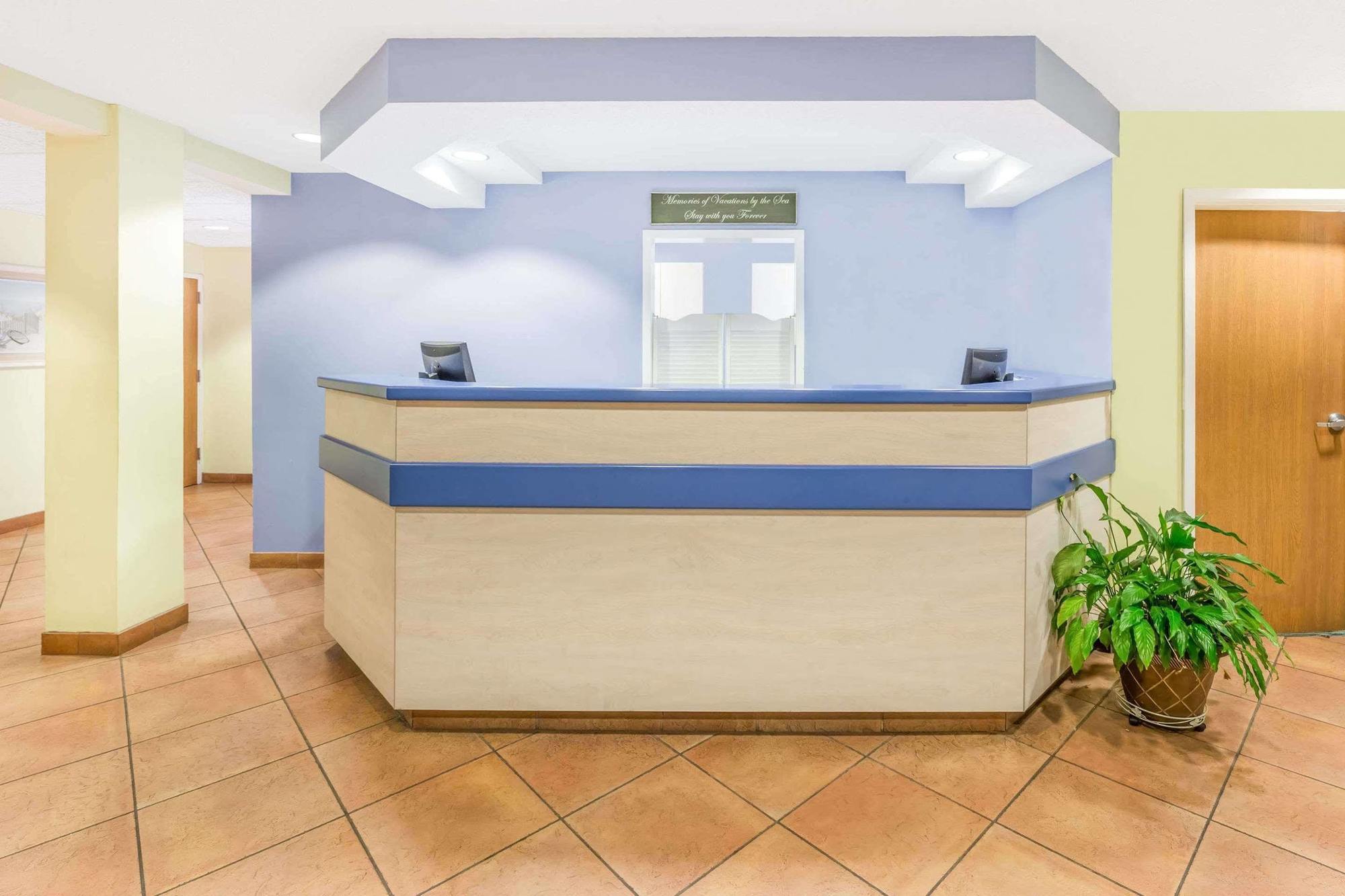 Microtel Inn & Suites By Wyndham Carolina Beach Kültér fotó