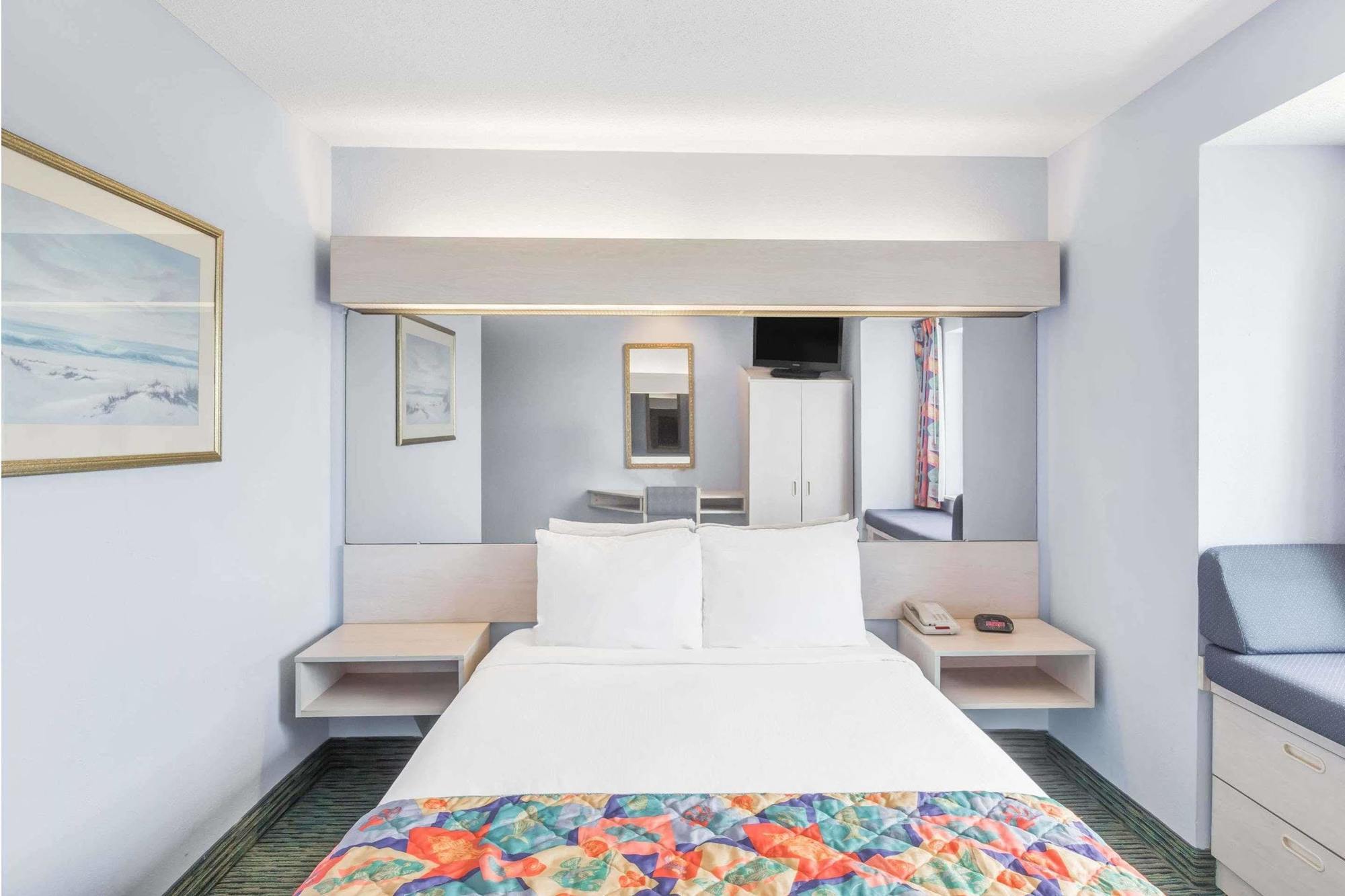 Microtel Inn & Suites By Wyndham Carolina Beach Kültér fotó