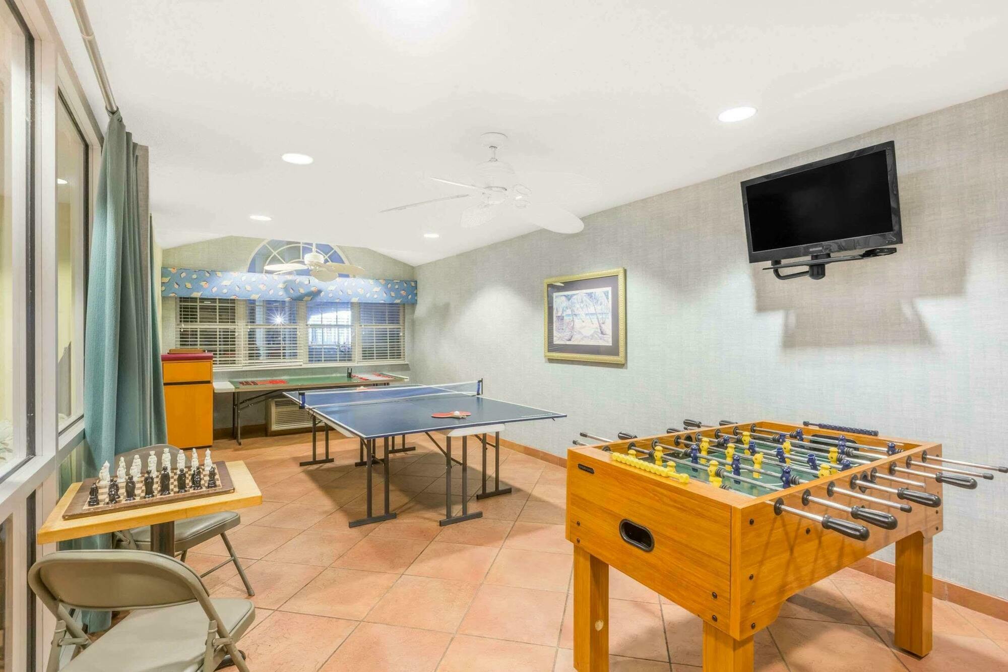 Microtel Inn & Suites By Wyndham Carolina Beach Kültér fotó